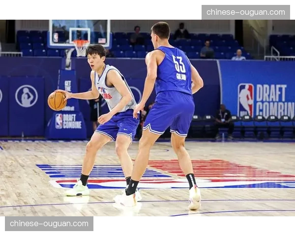 青岛男篮新星杨瀚森将跳过高年级赛季，直接参加今年NBA选秀